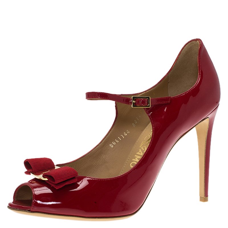 salvatore ferragamo mary janes