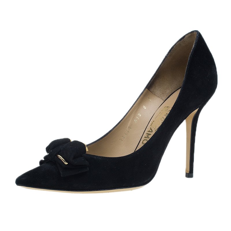 ferragamo suede pumps