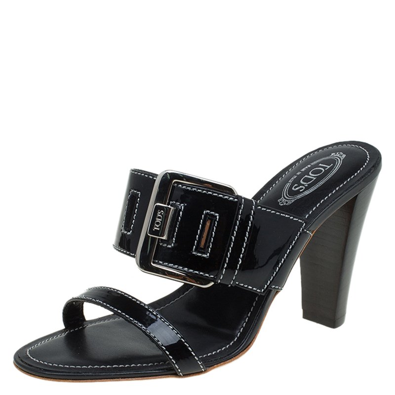 مملوكة مسبقًا صندل سلايد تودز جلد أسود بأبزيم مقاس 36