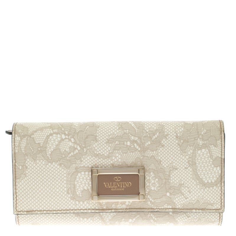 Pre Owned Valentino Beige Lace Print PVC Continental Wallet