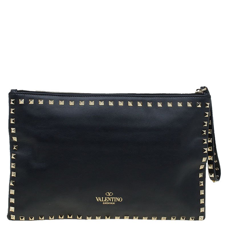 Pre Owned Valentino Black Leather Rockstud Clutch