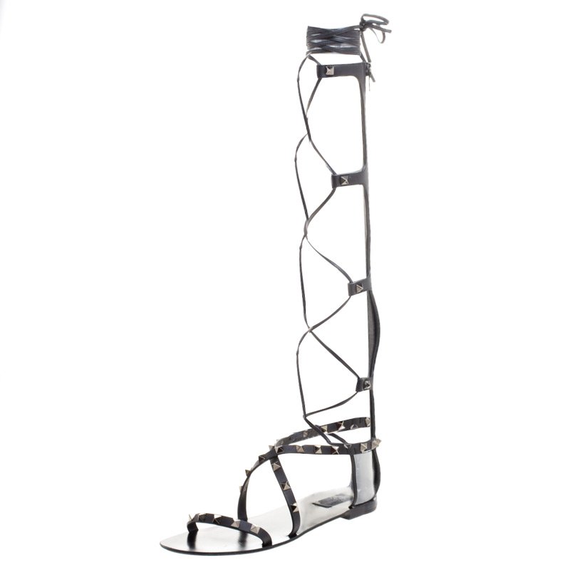 Pre Owned Valentino Black Leather Knee High Rockstud Gladiator Sandals Size 38