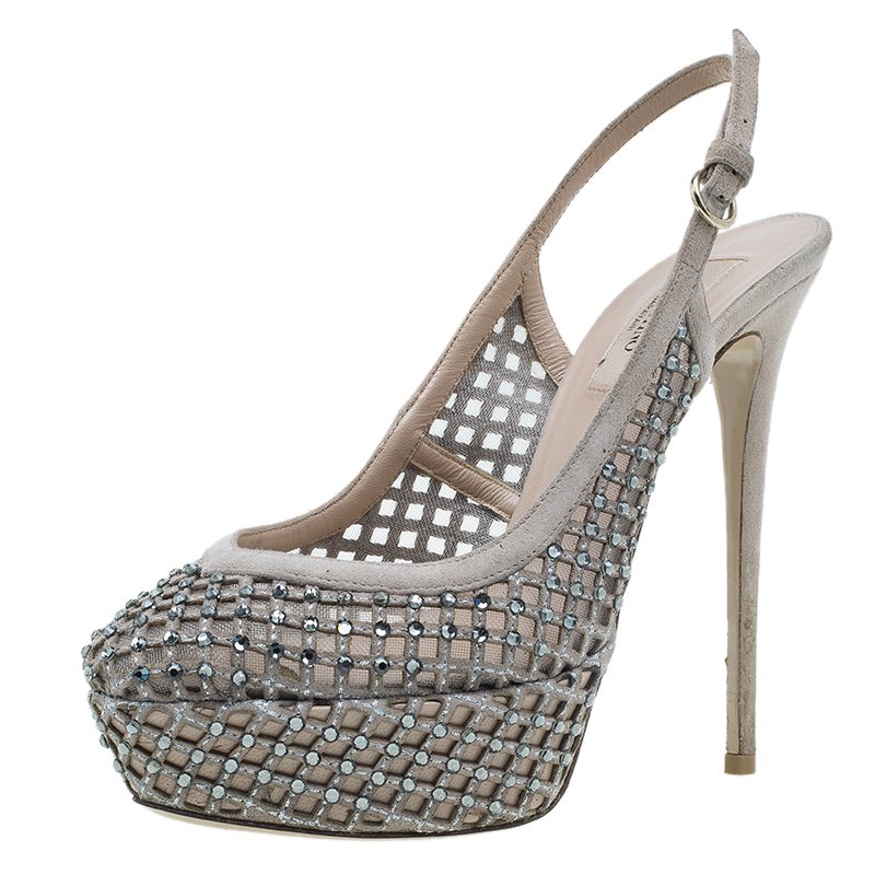 Pre Owned Valentino Beige Lattice Crystals Studded Slingback Platform Sandals Size 38