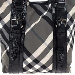 مملوكة مسبقًا Burberry Lowry Check Tote