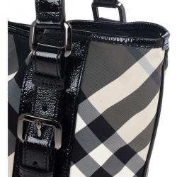 مملوكة مسبقًا Burberry Lowry Check Tote