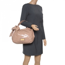 Pre Owned Valentino Beige Patent Leather Nuage Bow Tote