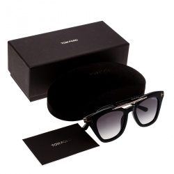 Pre Owned Tom Ford Black/Black Gradient TF575 Anna 2 Sunglasses
