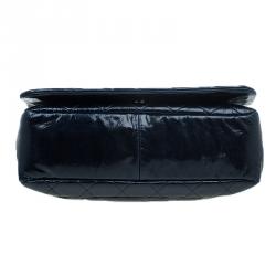 مملوكة مسبقًا Chanel Navy Blue Quilted Glazed Leather CC Logo Flap Shoulder Bag