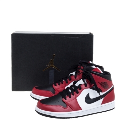 Pre Owned Air Jordan Black/Red Leather Air Jordan 1 Mid Chicago Black Toe Sneakers Size 42.5
