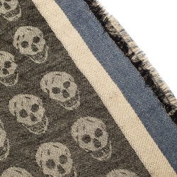 Alexander McQueen Grey Skull Pattern Jacquard Triangle Fringed Scarf