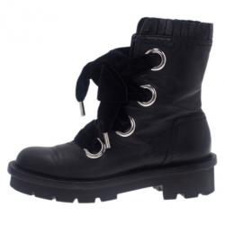 مملوكة مسبقًا بوت قتال اليكساندر ماكوين جلد أسود مقاس 38.5