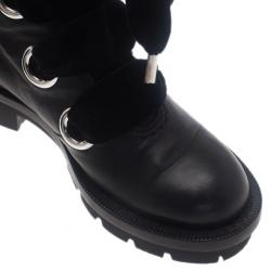 مملوكة مسبقًا بوت قتال اليكساندر ماكوين جلد أسود مقاس 38.5