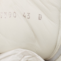 مملوكة مسبقًا Alexander McQueen White/Blue Leather Oversized Sneakers Size 43