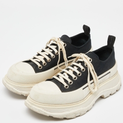مملوكة مسبقًا Alexander McQueen Black Canvas and Rubber Tread Slick Lace Up Sneakers 41