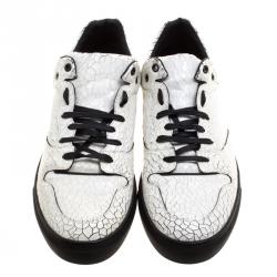 مملوكة مسبقًا Balenciaga White Cracked Leather Sneakers Size 46