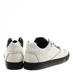 مملوكة مسبقًا Balenciaga White Cracked Leather Sneakers Size 46