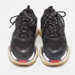 Pre Owned Balenciaga Black Nubuck and Mesh Triple S Sneakers Size 43  