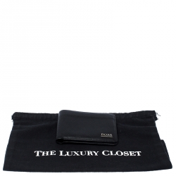 Pre Owned Boss By Hugo Boss Black Leather Bifold Wallet