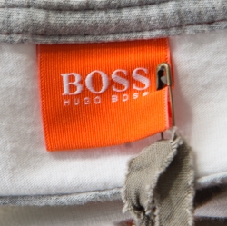 Pre Owned تي شيرت بوس باي هوغو بوس بأكمام طويلة نقوش بيج XL