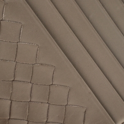 Pre Owned  Bottega Veneta Beige Intrecciato Leather Card Holder 8CC