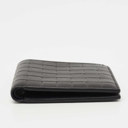 مملوكة مسبقًا Bottega Veneta Black Intrecciato Leather Bifold Wallet