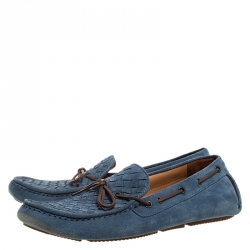 مملوكة مسبقًا Bottega Veneta Blue Intrecciato Suede Bow Slip On Loafers Size 43