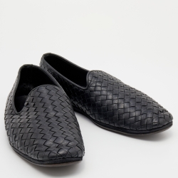 مملوكة مسبقًا حذاء لوفرز بوتيغا فينيتا جلد إنترشياتو أسود سليب أون مقاس 40