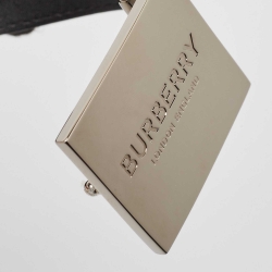 مملوكة مسبقًا Burberry Blue/Black London Check Coated Canvas and Leather Ble Plague Reversible Belt 85 CM