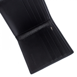 Pre Owned Burberry Black Leather Studs Bifold Wallet