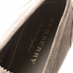 مملوكة مسبقًا Burberry Grey Suede Bedmoore Fringe Detail Penny Loafers Size 41