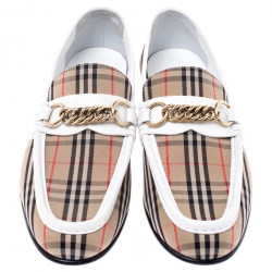 Pre Owned Burberry Beige Canvas And White Leather Moorley Chain Detail Loafers Size 41