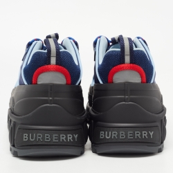 مملوكة مسبقًا Burberry Navy Blue/Black Nylon and Rubber Arthur Low Top Sneakers Size 46