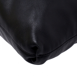 Pre Owned Burberry Black Leather Lock Messenger Bag