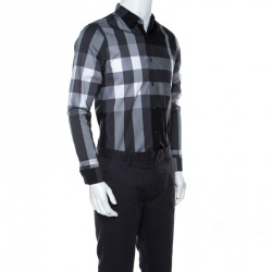 مملوكة مسبقًا قميص بربري بريت بأزرار وبأكمام طويلة قطن كاروهات رصاصي M