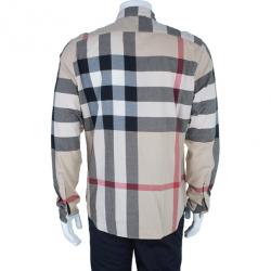مملوكة مسبقًا قميص بربري نوفاتشيك رجالي بأزرار L