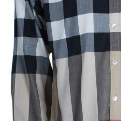 مملوكة مسبقًا قميص بربري نوفاتشيك رجالي بأزرار L