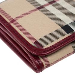 مملوكة مسبقًا Burberry Haymarket Check Continental Wallet