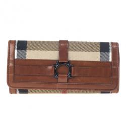 مملوكة مسبقًا Burberry Nova Check Leather Trim Flap Wallet