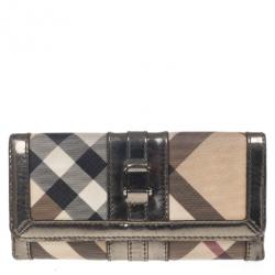 مملوكة مسبقًا Burberry Nova Check Continental Wallet