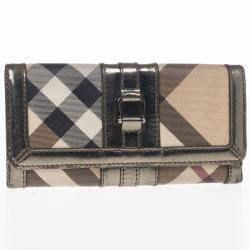مملوكة مسبقًا Burberry Nova Check Continental Wallet