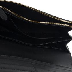 مملوكة مسبقًا Burberry Black Ziggy Grainy Leather Continental Wallet
