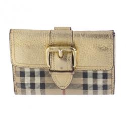 مملوكة مسبقًا Burberry Gold Nova Haymarket Check Compact Wallet