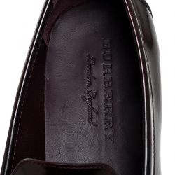 Burberry Burgundy Leather Solway Chain Detail Slip On Loafers Size 40.5