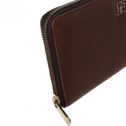 Pre Owned Carolina Herrera Large Brown Leather Zip Around Wallet