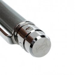 مملوكة مسبقًا قلم حبر جاف كارتييه سانتوس دي كارتييه طلاء لك ومطلي بالاديوم فضي 