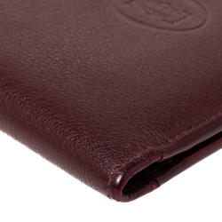 Pre Owned محفظة كارتييه "موست دو كارتييه 6 سي سي" ثنائية الطية جلد عنابي