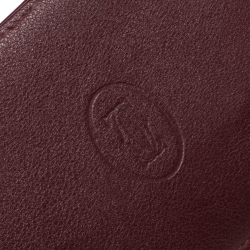 Pre Owned محفظة كارتييه "موست دو كارتييه 6 سي سي" ثنائية الطية جلد عنابي