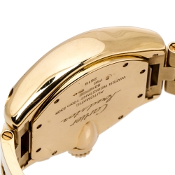 Pre Owned Cartier Champagne 18K Yellow Gold Roadster 2619 Men's Wristwatch 40 mm