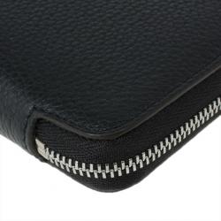 Pre Owned Celine Black Leather Medium Zipped Around Wallet