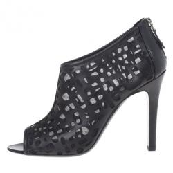 مملوكة مسبقًا Chanel Black Leather Cut Out Ankle Boots 38